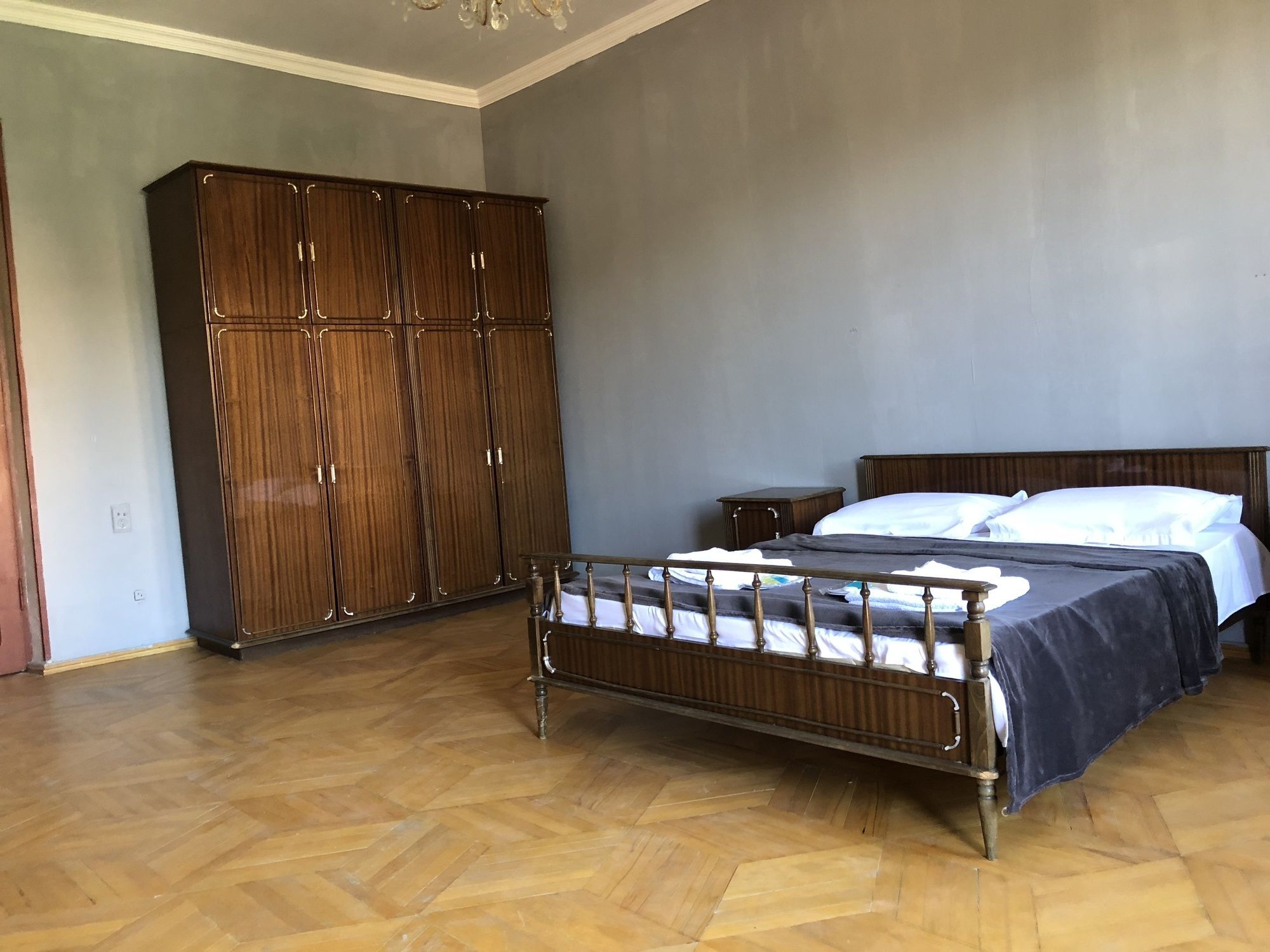 Lucky Family Hotel Тбілісі Екстер'єр фото