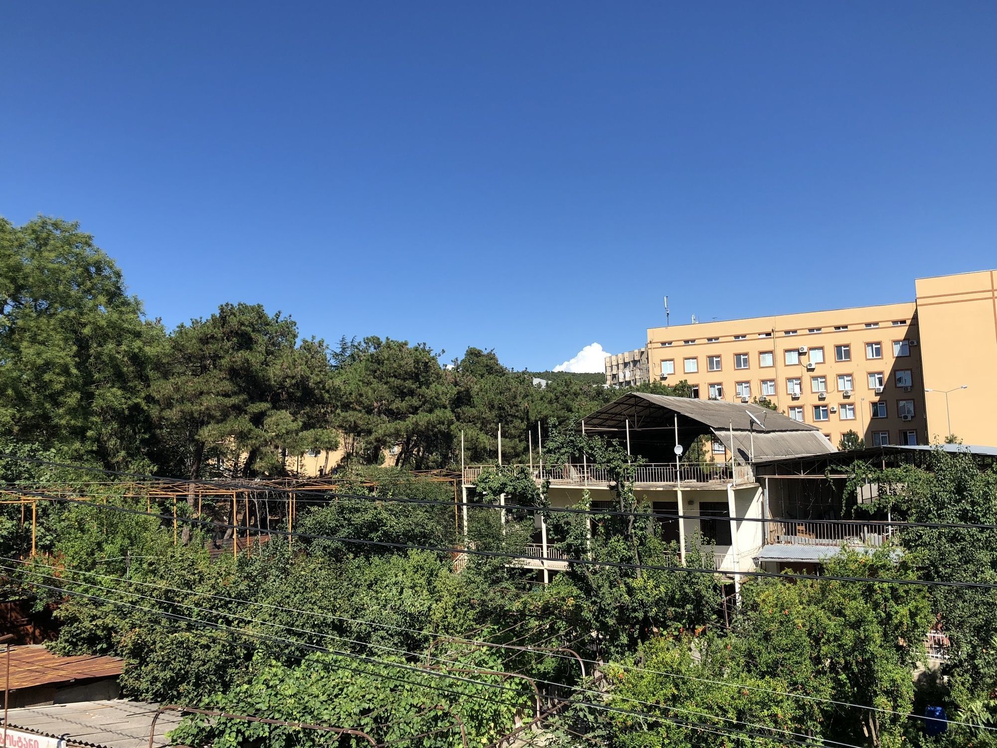 Lucky Family Hotel Тбілісі Екстер'єр фото